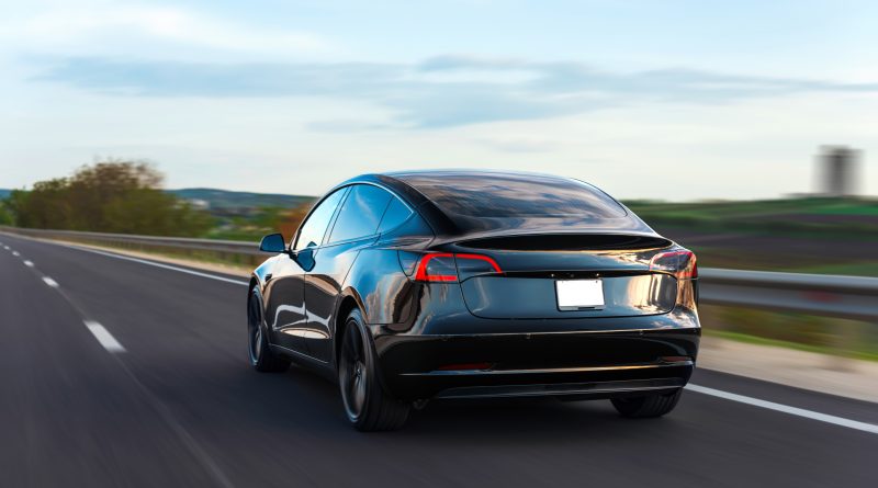 Pneumatika pre elektromobily: Je špeciálna pneumatika naozaj nevyhnutná?
